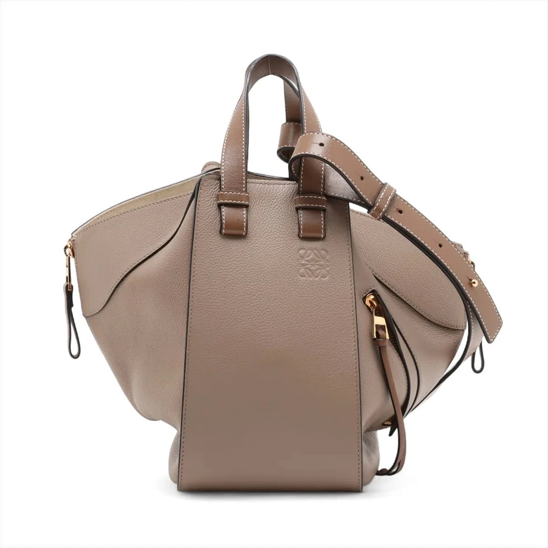 LOEWE HAMMOCK MEDIUM LEATHER 2 WAY HANDBAG HANDBAG: Loewe Hammock Medium Leather 2 Way Handbag Handbag Brand: Loewe Type/Style: Hand bag Material: Leather Color: Beige Size: Height:9.4inch Length:5.5inch Depth:10.8inch Handle height:3.9inch Accesso