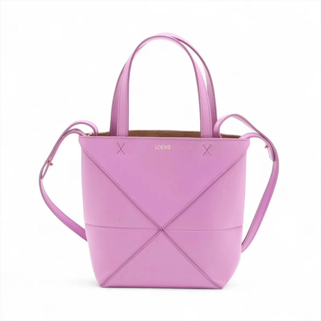 LOEWE PUZZLE FOLD TOTE BAG MINI LEATHER 2 WAY HANDBAG HANDBAG: Loewe puzzle fold Tote Bag Mini Leather 2 Way Handbag Handbag Brand: Loewe Type/Style: Hand bag Material: Leather Color: Purple Size: Height:7.9inch Length:6.3inch Depth:3.3inch Handle height:5.1inch 