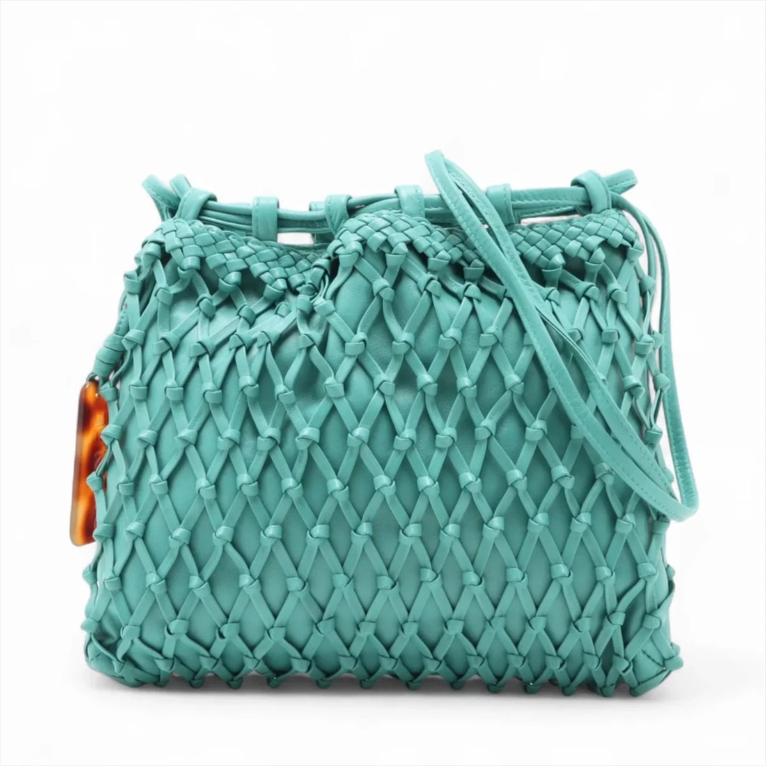 CHANEL LOGO LEATHER SHOULDER BAG GREEN SHOULDER BAG: Chanel Logo Leather Shoulder bag Green Shoulder bag Brand: Chanel Type/Style: Shoulder bag Material: Leather Color: Green Size: Height:7.9inchLength:9.1inchDepth:1.4inch Accessories: None