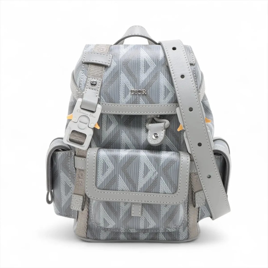 DIOR CD DIAMOND HITS THE LOADS PVCX LEATHER SHOULDER BAG SHOULDER BAG: Dior CD diamond hits The loads PVCx leather Shoulder bag Shoulder bag Brand: Dior Type/Style: Shoulder bag Material: PVC & leather Color: Gray Size: Height:7.9inch Length:5.1inch Depth:3.1inch Handle 