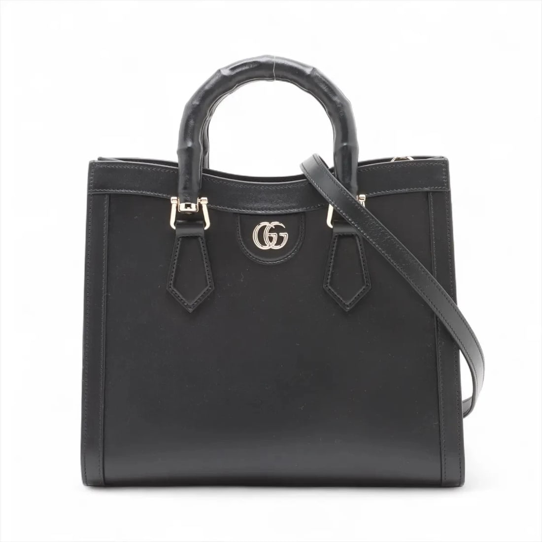 GUCCI BAMBOO DIANA LEATHER 2 WAY HANDBAG HANDBAG: Gucci Bamboo Diana Leather 2 Way Handbag Handbag Brand: Gucci Type/Style: Hand bag Material: Leather Color: Black Size: Height:9.1inch Length:10.4inch Depth:4.3inch Handle height:3.1inch Accessori