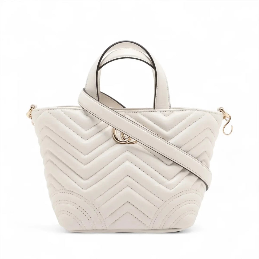 GUCCI GG MARMONT LEATHER 2 WAY HANDBAG SHOULDER BAG: Gucci GG Marmont Leather 2 Way Handbag Shoulder bag Brand: Gucci Type/Style: Shoulder bag Material: Leather Color: White Size: Height:6.9inch Length:6.9inch Depth:4.7inch Handle height:3.5inch Acc