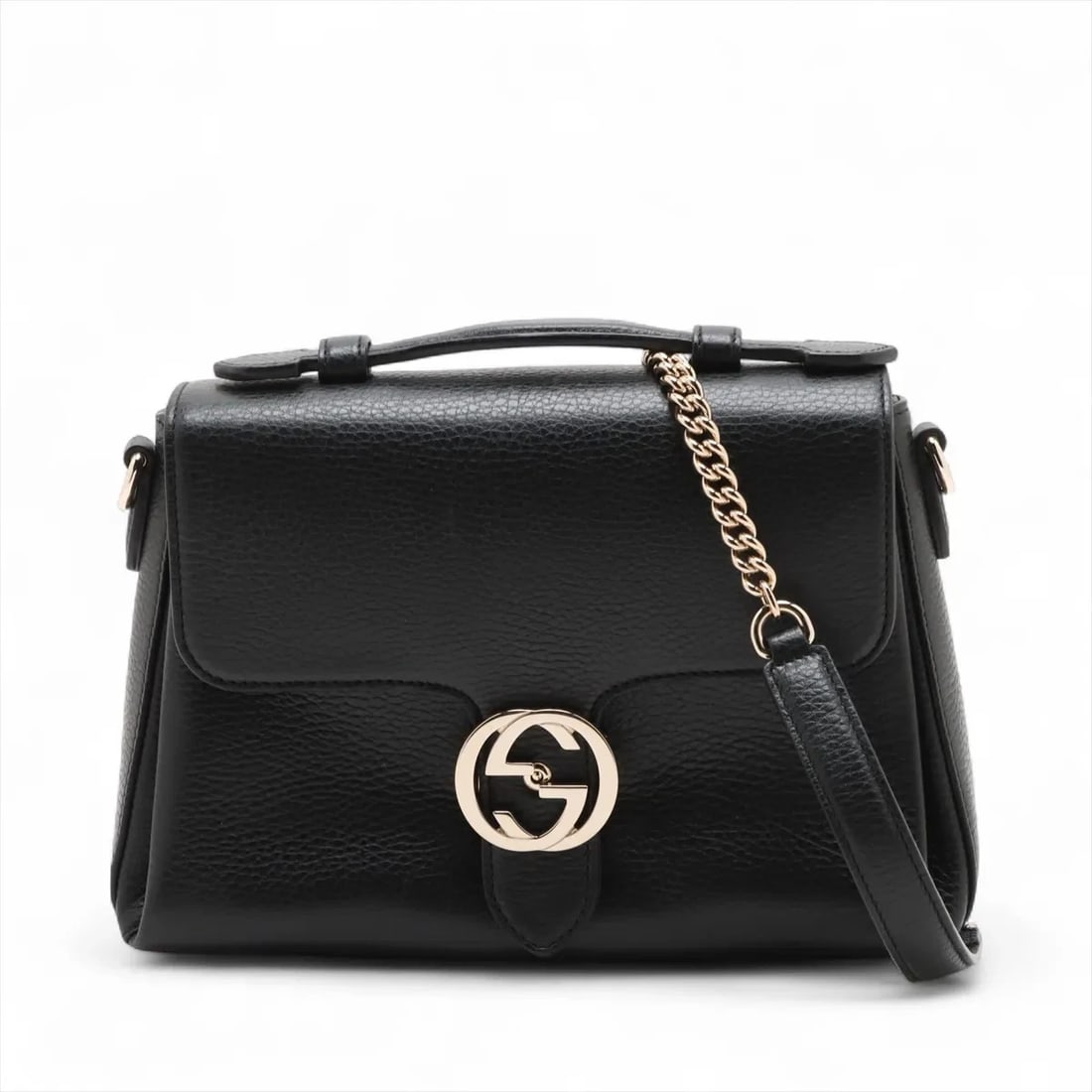 GUCCI INTERLOCKING G LEATHER 2 WAY HANDBAG: Gucci Interlocking G Leather 2 Way Handbag Brand: Gucci Type/Style: Hand bag Material: Leather Color: Black Size: Height:7.1inch Length:10.2inch Depth:3.3inch Handle height:1.0inch Accessories: No