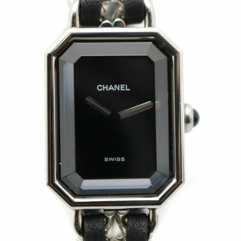 CHANEL PREMIERE SIZE SILVER BLACK DIAL QUARTZ WATCH: CHANEL Premiere size silver black dial quartz Watch Brand: CHANEL Type: Wristwatch Material: Material stainless steel/leather Color: Dial color silver ,black Size: Case diameter: Approximately 26mm21m