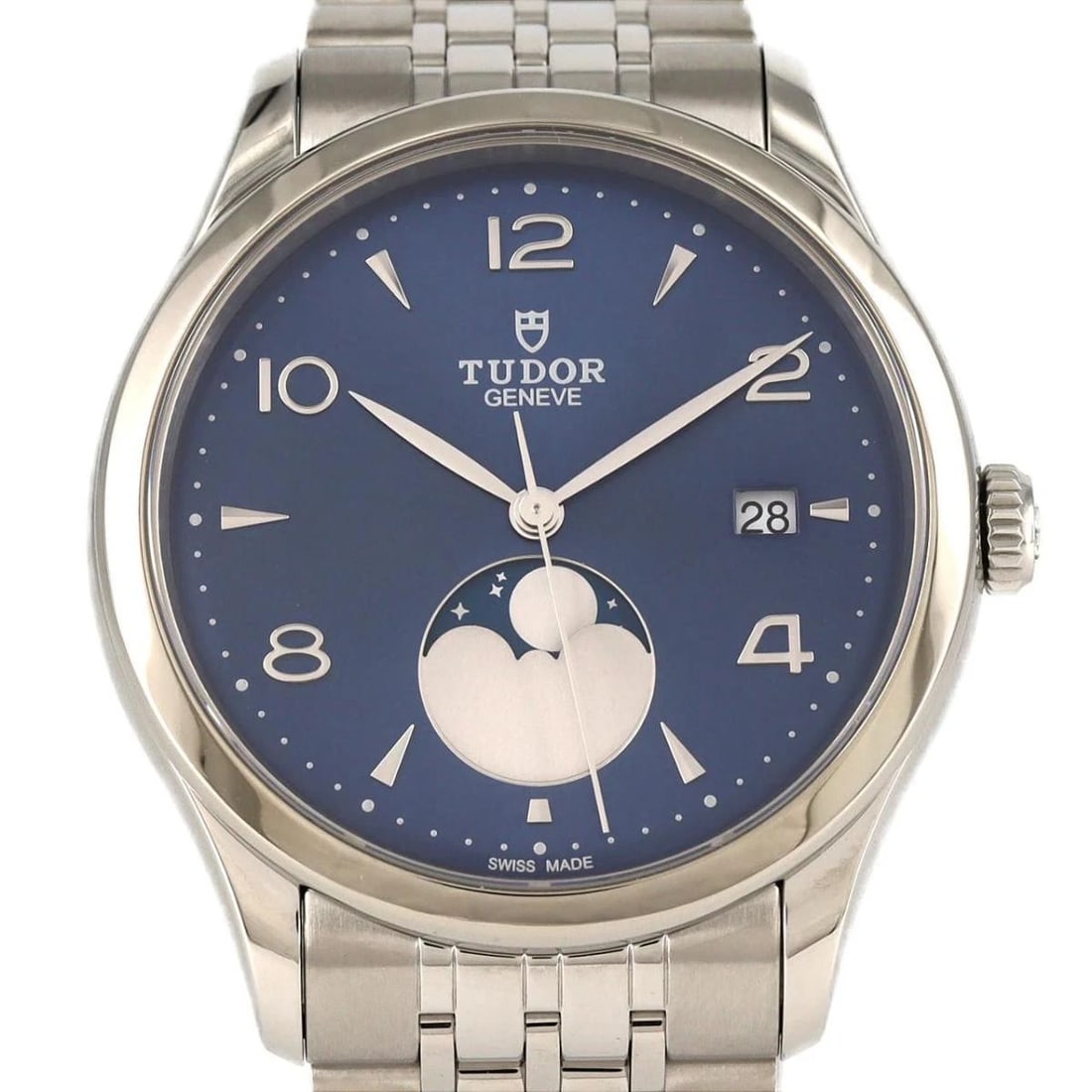 TUDOR LUNA AUTOMATIC WINDING WATCH: Tudor Luna Automatic Winding Watch Brand: TUDOR Type: Wristwatch Material: ss Color: Dial color blue Size: Case diameter: 39mm Maximum arm circumference: 19cm Accessories: None Accessories