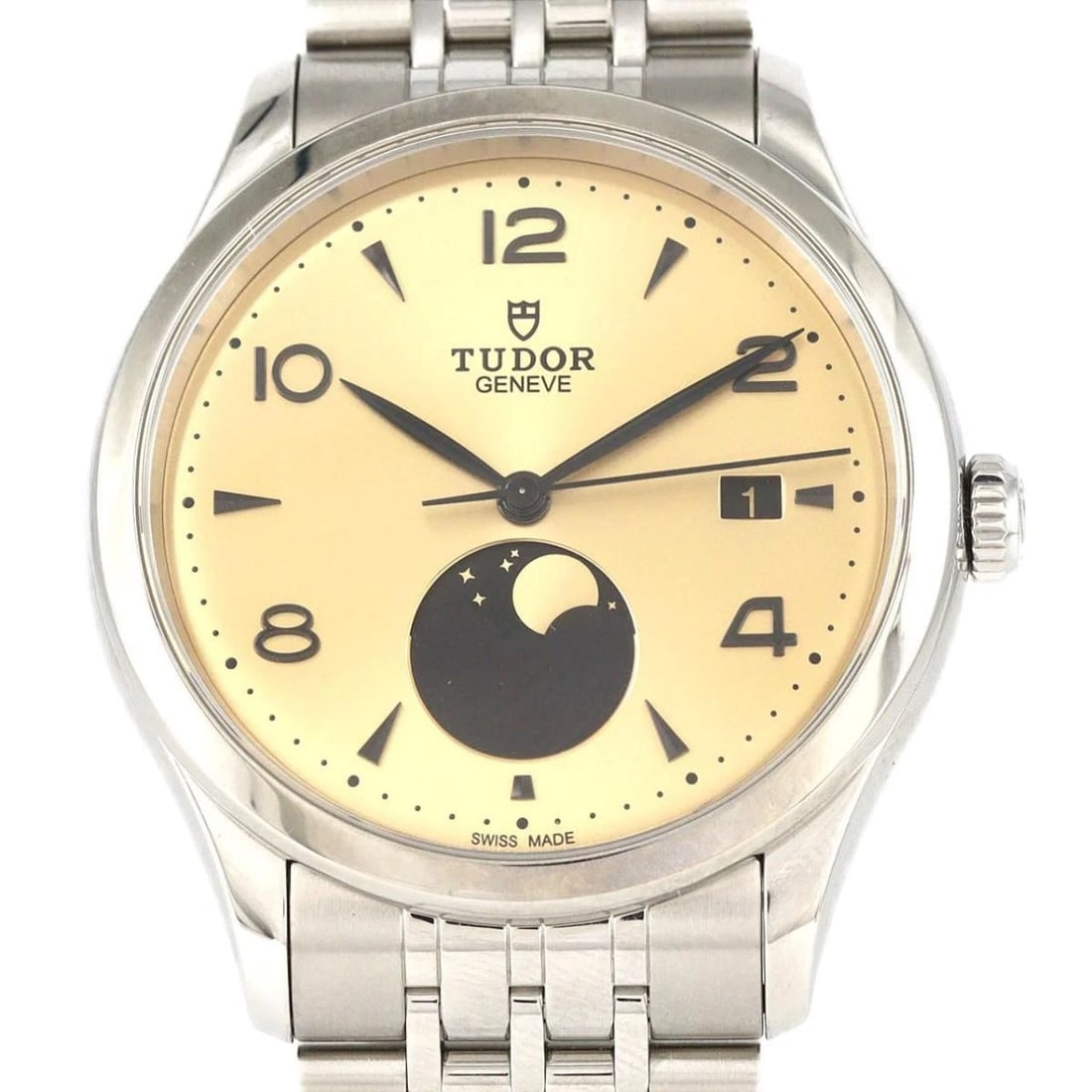 TUDOR LUNA AUTOMATIC WATCH: Tudor Luna Automatic Watch Brand: TUDOR Type: Wristwatch Material: ss Color: Dial color champagne Size: Case diameter: 39mm Maximum arm circumference: 19cm Accessories: None Accessories No