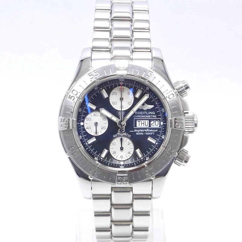 BREITLING SUPER OCEAN CHRONOGRAPH BLACK DIAL WATCH: Breitling Super Ocean Chronograph Black Dial Watch Brand: BREITLING Type: Wristwatch Material: ss Color: Dial color black Size: Case approximately 42mm Bracelet - approx. 20cm Accessories: None