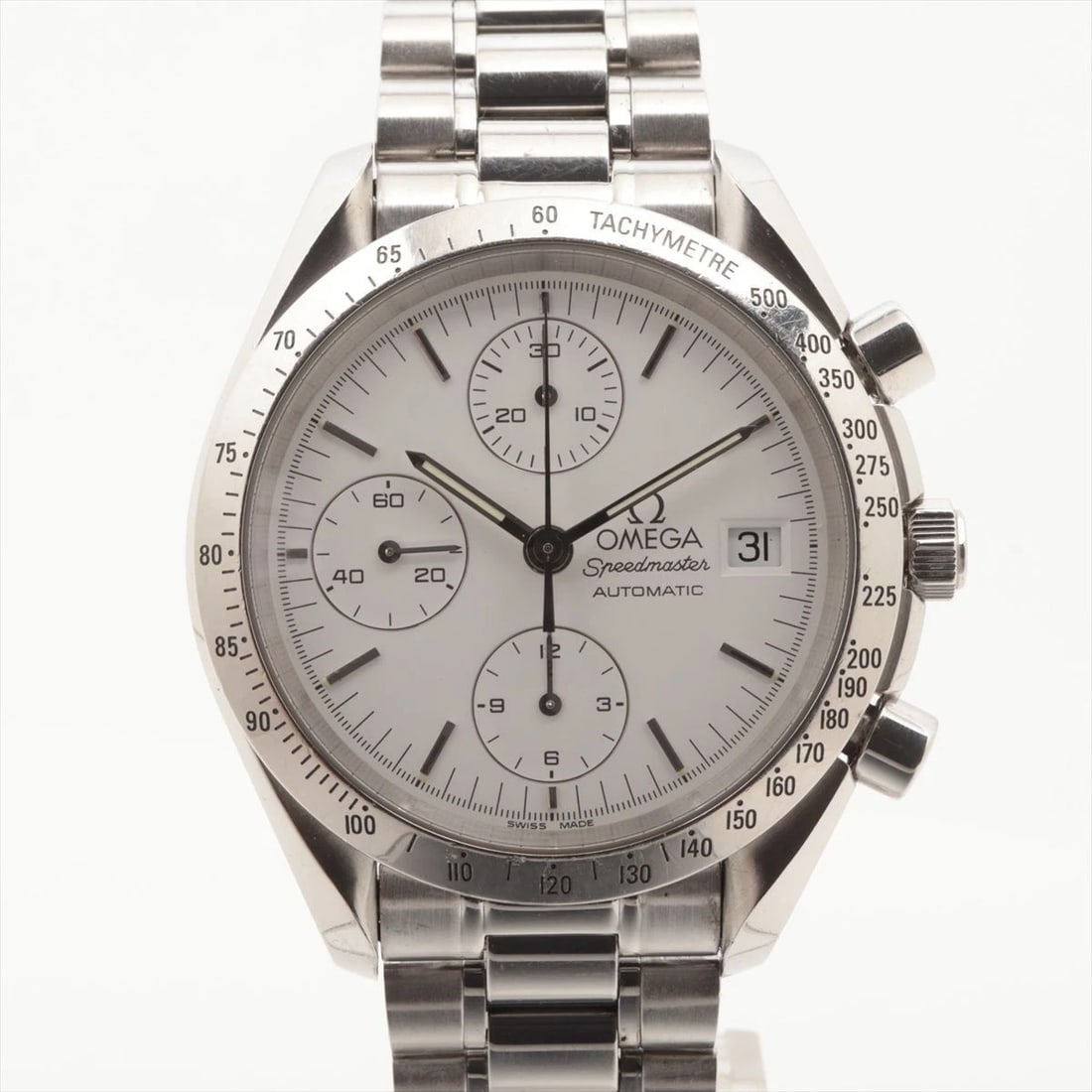 OMEGA SPEEDMASTER AUTOMATIC WHITE DIAL WATCH: Omega Speedmaster Automatic White Dial Watch Brand: OMEGA Type: Wristwatch Material: Stainless Steel Color: Dial color white Size: Case length: approx. 37 Case side: approx. 37 Arm circumference: