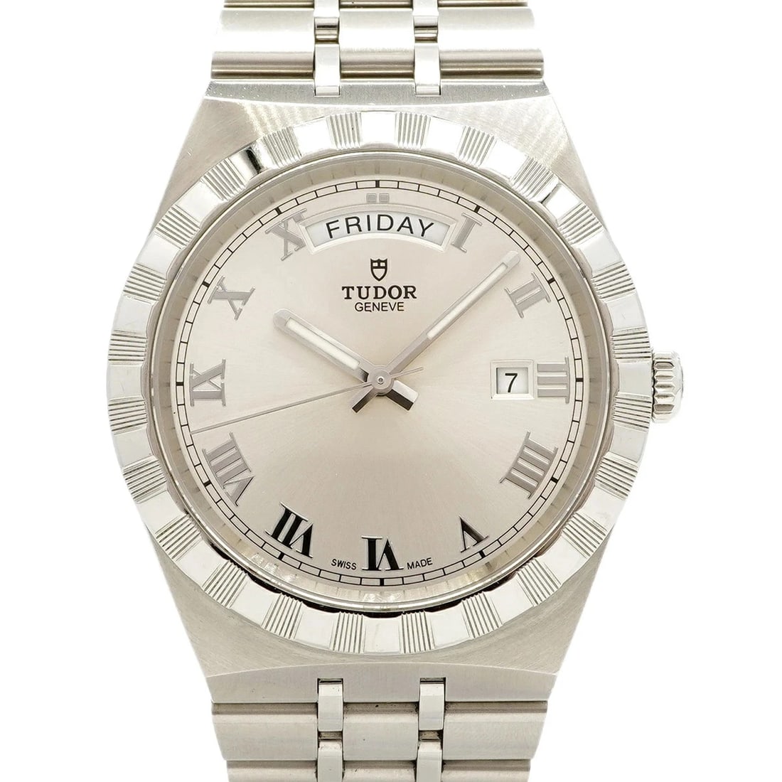TUDOR ROYAL SILVER DIAL WATCH AUTOMATIC WATCH: Tudor Royal Silver Dial Watch Automatic Watch Brand: TUDOR Type: Wristwatch Material: Stainless Steel Color: Dial color silver Size: Case: Width approx. 41.0mm Arm circumference: approx. 18cm Acce