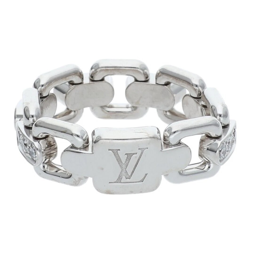 LOUIS VUITTON BERG CHAIN ATTRACTION 18KWG PAVE DIAMOND RING: Louis Vuitton Berg Chain Attraction 18KWG PAVE Diamond Ring Brand: Louis Vuitton Type/Style: Ring Material: 925 Color: Silver Size: 5 - 5.25 US Accessories: None Accessories Notice: When p