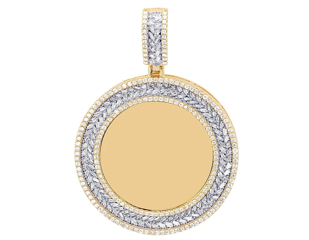 DOUBLE HALO BAGUETTE FRAME DIAMOND ROUND MEMORY PENDANT: Double Halo Baguette Frame Diamond Round Memory Pendant Brand: None Type/Style: Pendant Material: 10K Yellow/White Gold, Main Stone/Creation Natural Color: Yellow/White Gold Size: Dimension D 1.5" ,