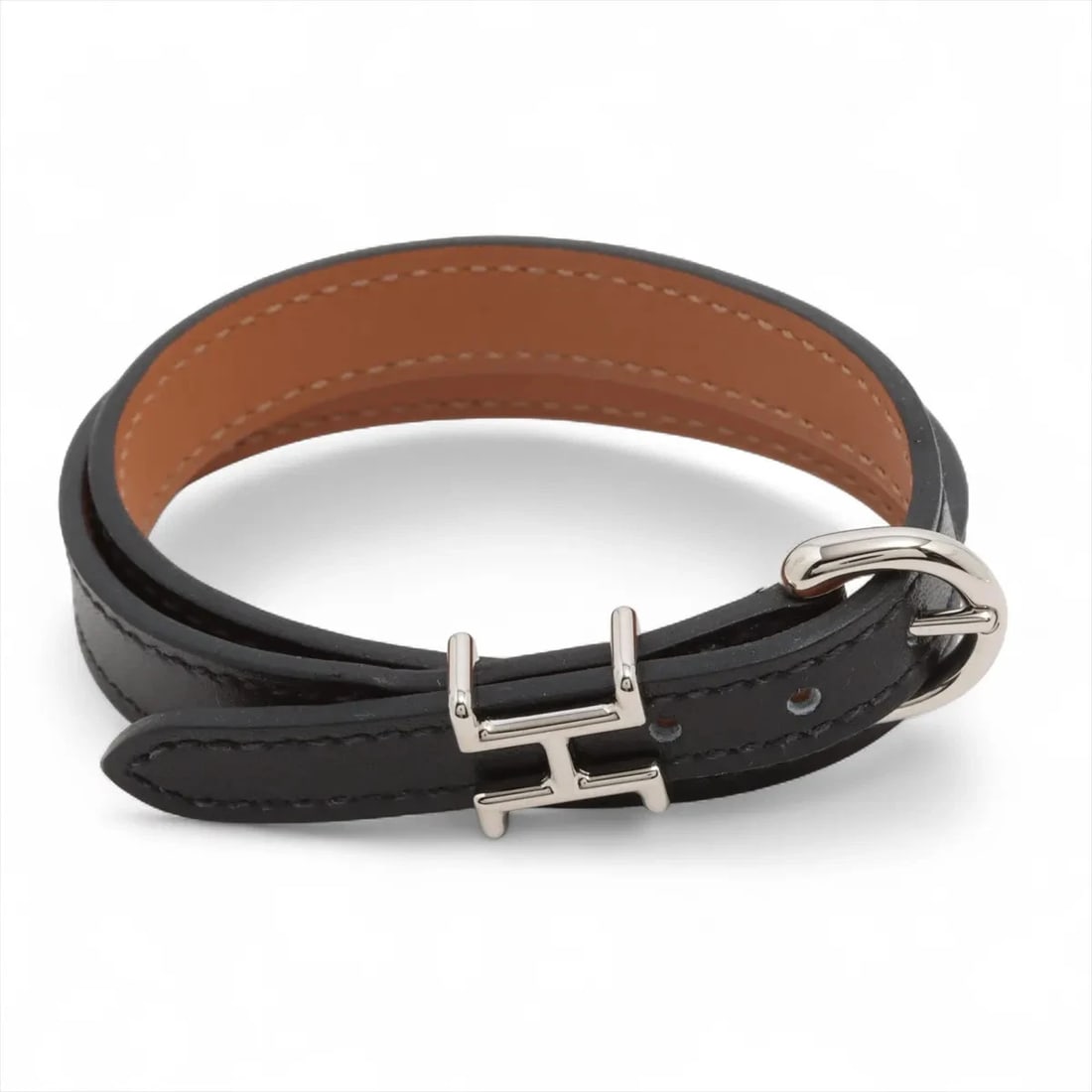 HERMES TRENCH BRACELET T5 LEATHER: Hermes Trench Bracelet T5 Leather Brand: Hermès Type/Style: Bracelet Material: Leather Color: Black × Silver Size: (CM) Bracelet length:17.5 (Inch) Bracelet Length:6.9inch Accessories: None