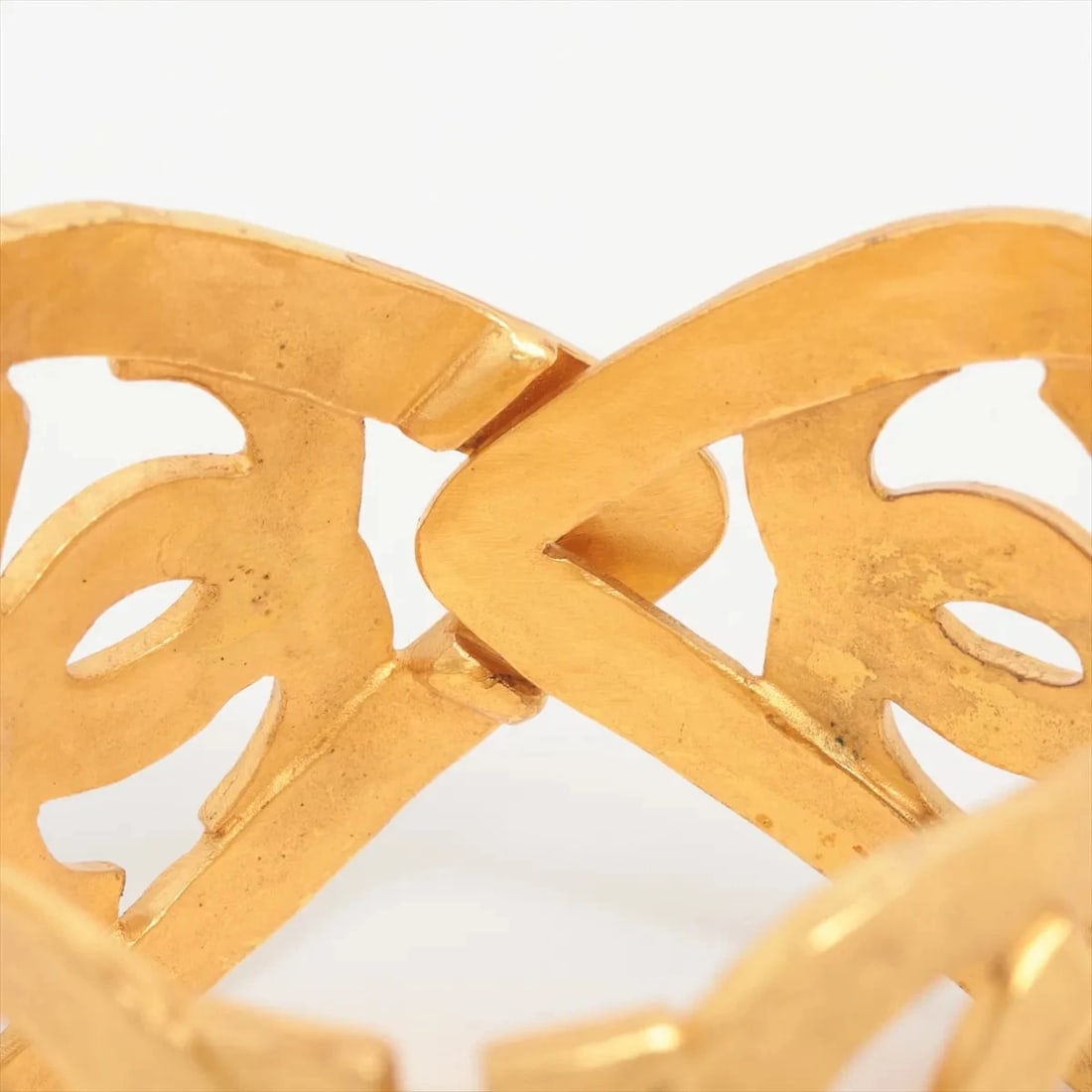 CHANEL COCO MARK HEARTS BANGLE - 4