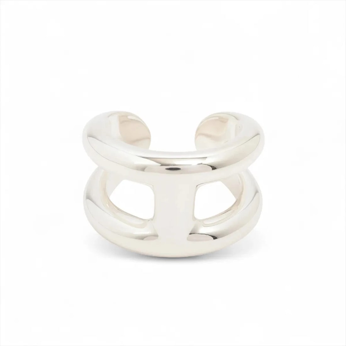 HERMES OSMOZ PM RING: Hermes Osmoz PM Ring Brand: Hermès Type/Style: Ring Material: 925 Color: Silver Size: 6 US Accessories: None Accessories Notice: When purchasing pre-owned goods, please refer to the photos