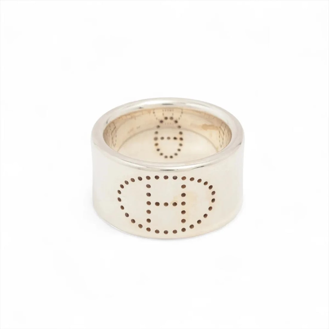 HERMES ECLIPSE RUBAN RING 925: Hermes Eclipse Ruban Ring 925 Brand: Hermès Type/Style: Ring Material: 925 Color: Silver Size: 4.75 - 5 US Accessories: None Accessories Notice: When purchasing pre-owned goods, please refer to the