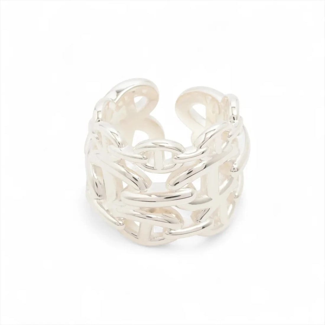 HERMES CHAINE D'ANCRE ENCHAINEE GM RING: Hermes Chaine d'Ancre Enchainee GM Ring Brand: Hermès Type/Style: Ring Material: 925 Color: Silver Size: 6.25 - 6.5 US Accessories: None Accessories Notice: When purchasing pre-owned goods