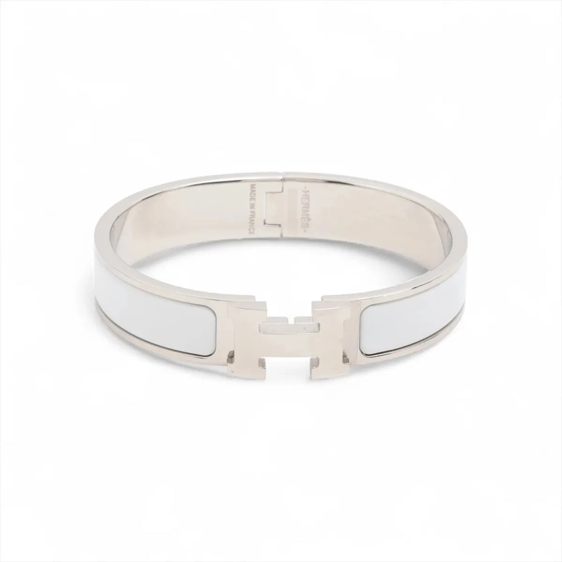 HERMES CLICK H BANGLE FANS BANGLE: Hermes click H bangle fans Bangle Brand: Hermès Type/Style: Bracelet Material: 925 Color: Silver Size: (CM) Bracelet length:15 (Inch) Bracelet Length:5.9inch Accessories: None Accessories Notice: