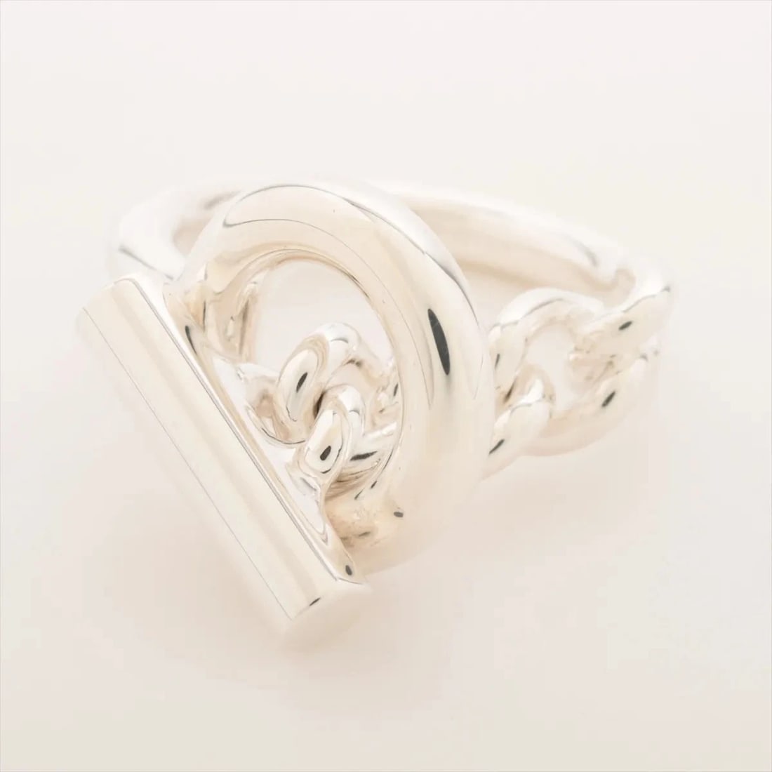 HERMES CROISET RING: Hermes Croiset Ring Brand: Hermès Type/Style: Ring Material: 925 Color: Silver Size: 5.25 US Accessories: None Accessories Notice: When purchasing pre-owned goods, please refer to the photos of the