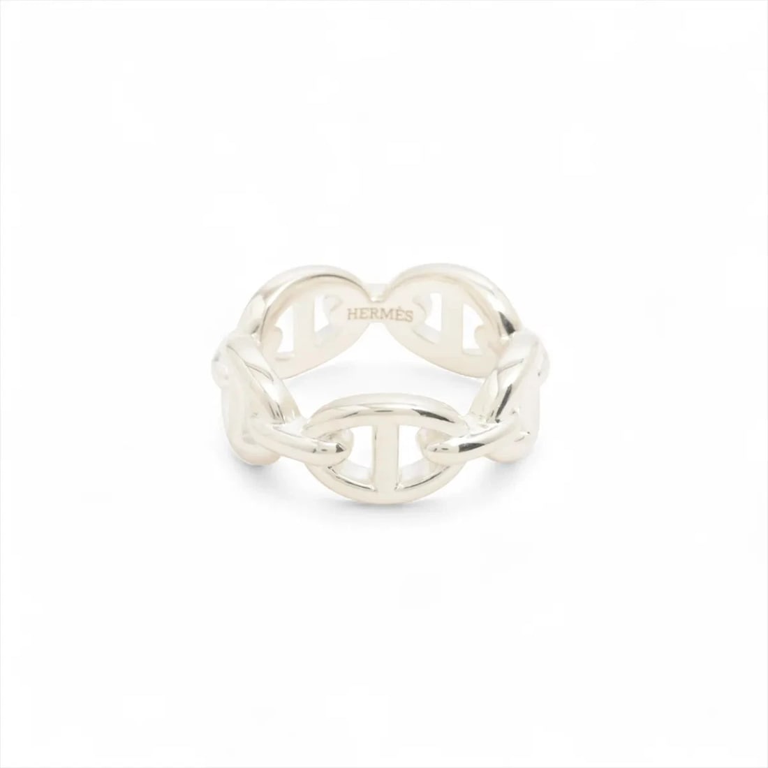 HERMES CHAINE D'ANCRE ENCHAINEE RING: Hermes Chaine d'Ancre Enchainee Ring Brand: Hermès Type/Style: Ring Material: 925 Color: Silver Size: 4.75 - 5 US Accessories: None Accessories Notice: When purchasing pre-owned goods, ple