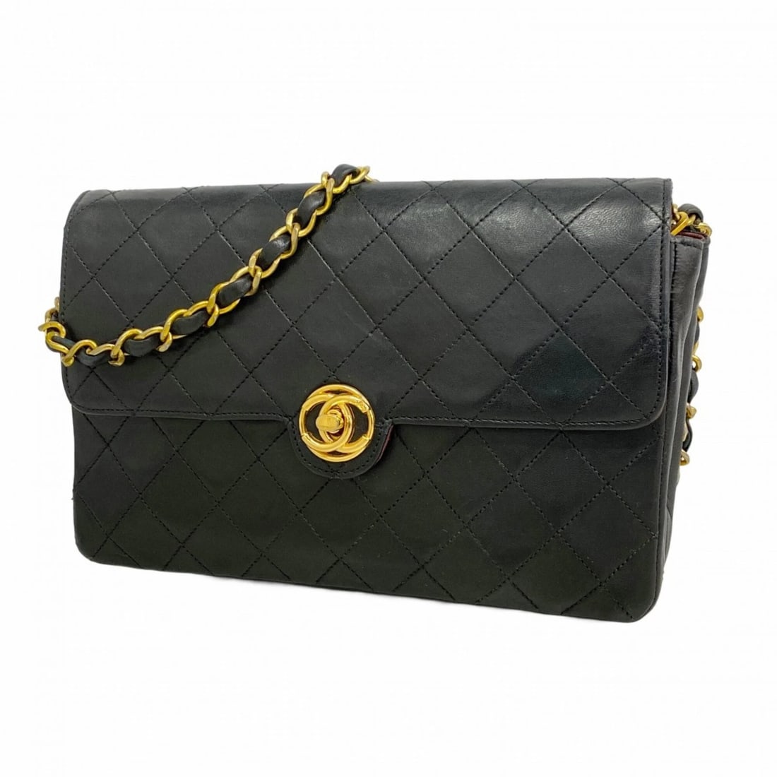 CHANEL MATELASSÉ CHAIN SHOULDER BAG: Chanel Matelassé Chain Shoulder Bag Brand: Chanel Type/Style: Shoulder bag Material: Leather Color: Black Size: (HxWxD) 15cm x 21cm x 5.5cm / 5.9'' x 8.26'' x 2.16'' Accessories: None Accessories
