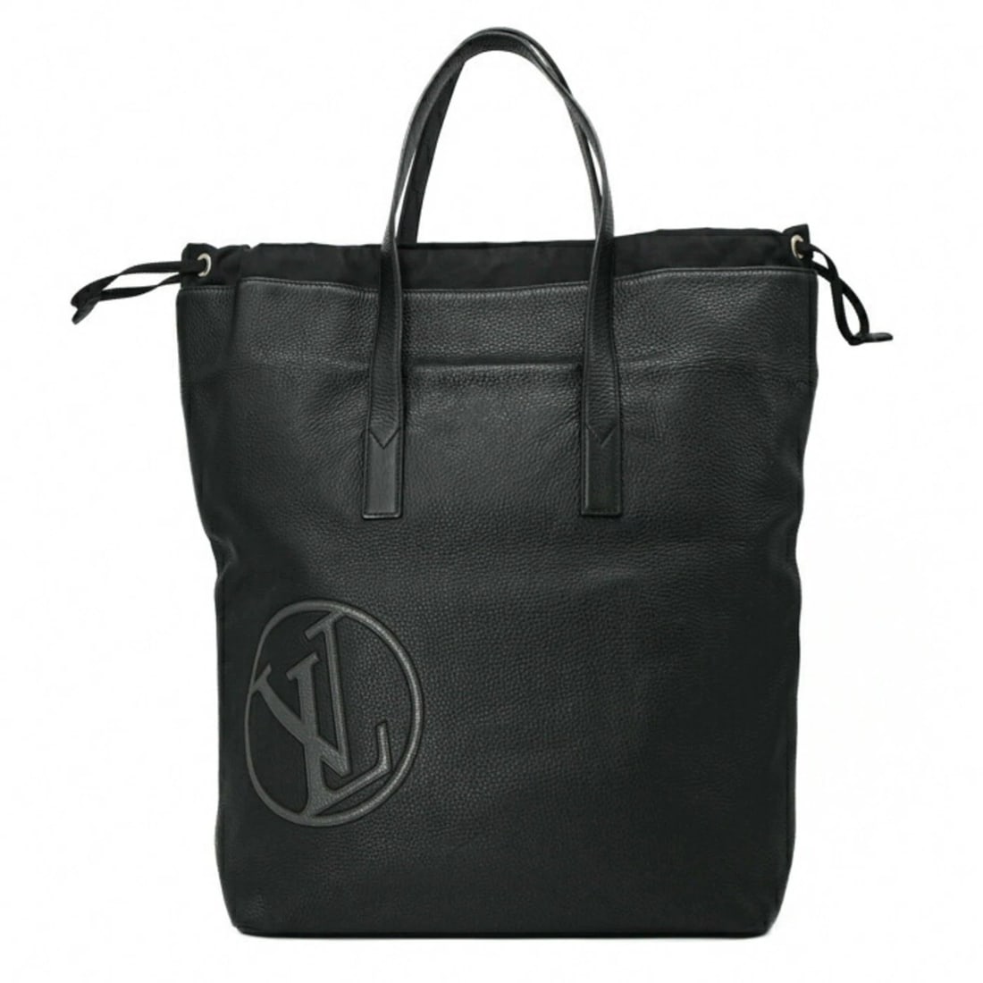 LOUIS VUITTON TAURILLON LV CIRCLE CABAS LIGHT TOTE BAG: Louis Vuitton Taurillon LV Circle Cabas Light Tote Bag Brand: Louis Vuitton Type/Style: Pouch, Tote bag Material: Leather Color: Black Size: (HxWxD) 49cm x 38cm x 15cm / 19.29'' x 14.96'' x 5.9''