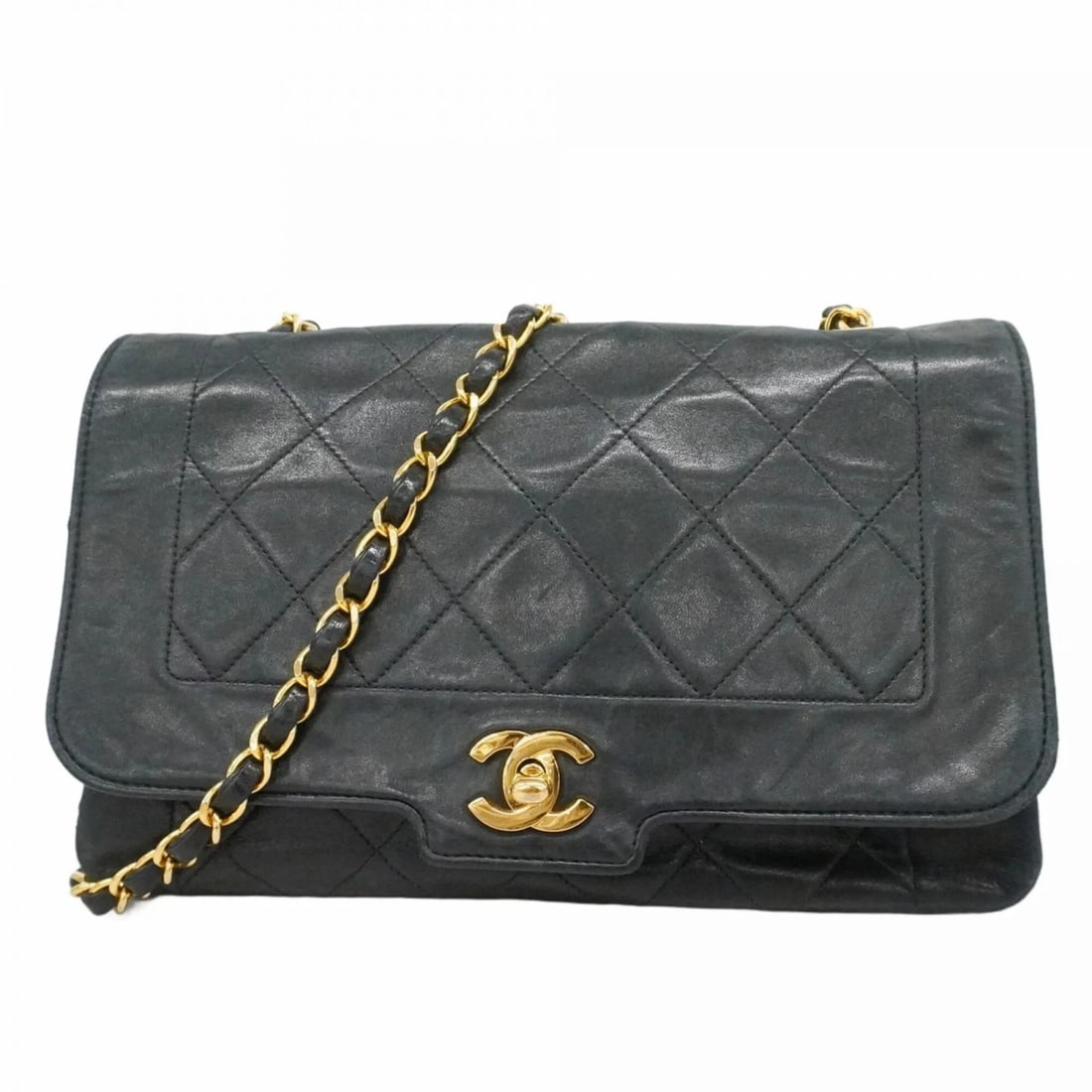 CHANEL DIANA CHAIN SHOULDER BAG, LAMBSKIN: Chanel Diana Chain Shoulder Bag, Lambskin Brand: Chanel Type/Style: Shoulder bag Material: Leather Color: Black Size: (HxWxD) 16cm x 25cm x 7cm / 6.29'' x 9.84'' x 2.75'' Accessories: None