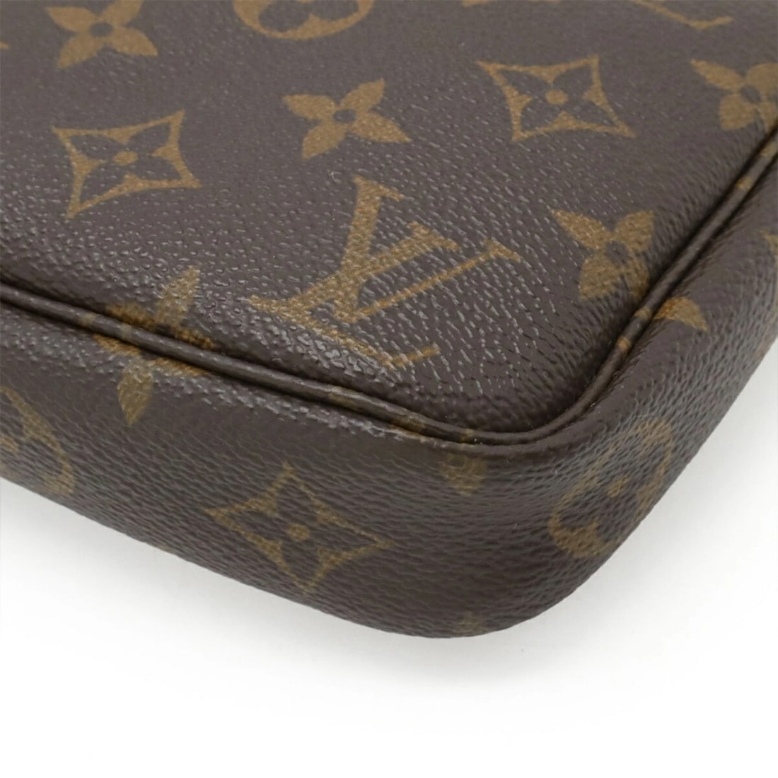 LOUIS VUITTON MONOGRAM POCHETTE - 4