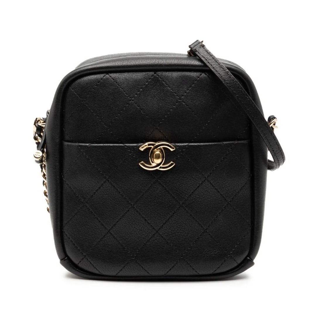 CHANEL MATELASSE COCO MARK CHAIN SHOULDER BAG: CHANEL Matelasse Coco Mark Chain Shoulder Bag Brand: Chanel Type/Style: Shoulder bag Material: Leather Color: Black Size: (HxWxD) 18cm x 16cm x 7.5cm / 7.08'' x 6.29'' x 2.95'' Accessories: None <