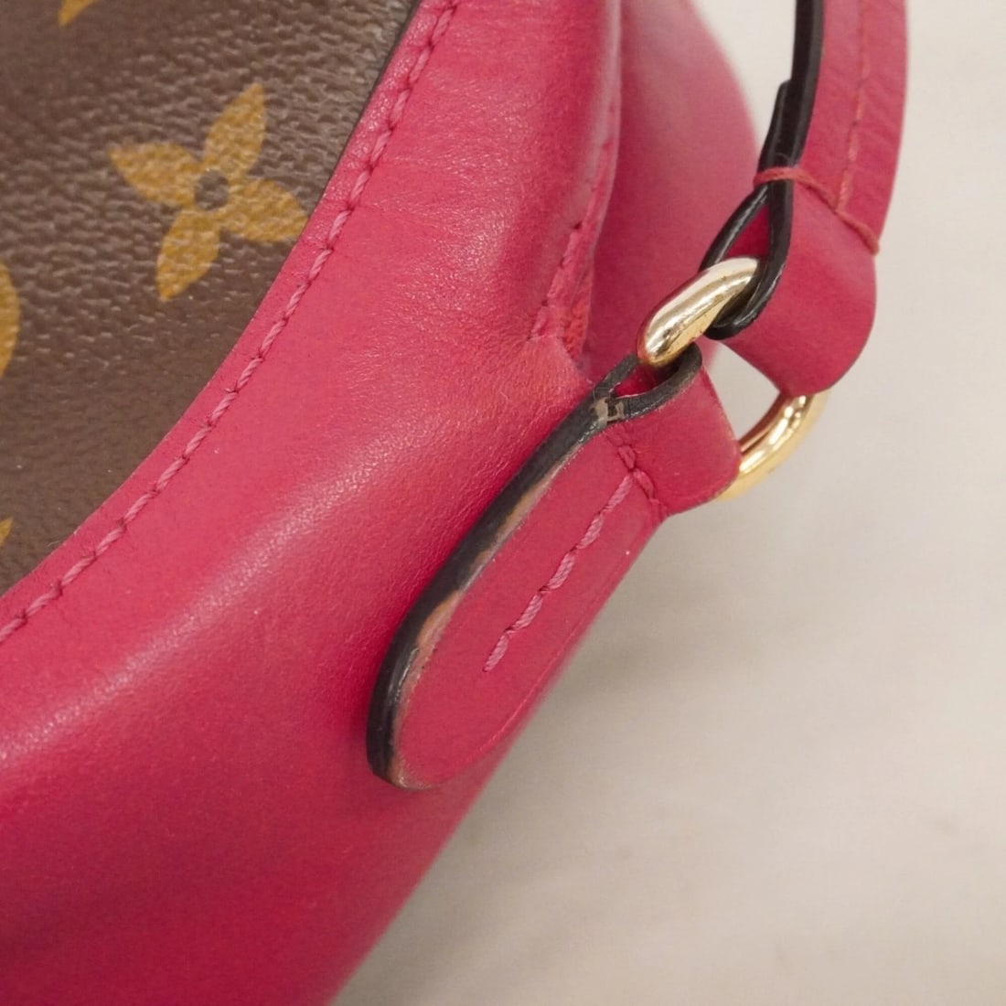 LOUIS VUITTON MONOGRAM SAINT-ONGE HANDBAG - 5