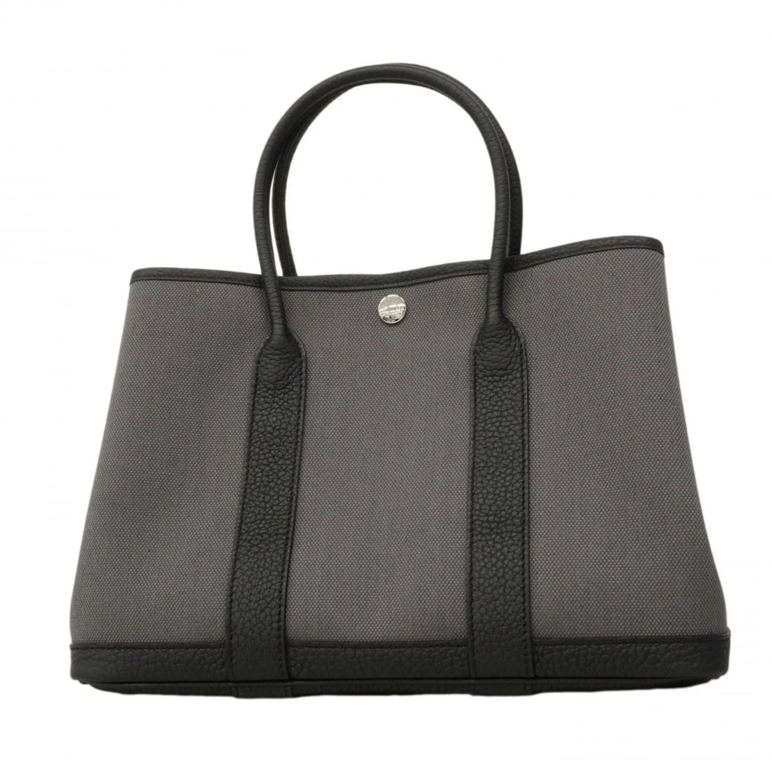 HERMES GARDEN TPM TOTE BAG, TOILE MILITARY: Hermes Garden TPM Tote Bag, Toile Military Brand: Hermes Type/Style: Tote bag Material: none Color: Black Size: (HxWxD) 21cm x 30cm x 13cm / 8.26'' x 11.81'' x 5.11'' Accessories: None Acc