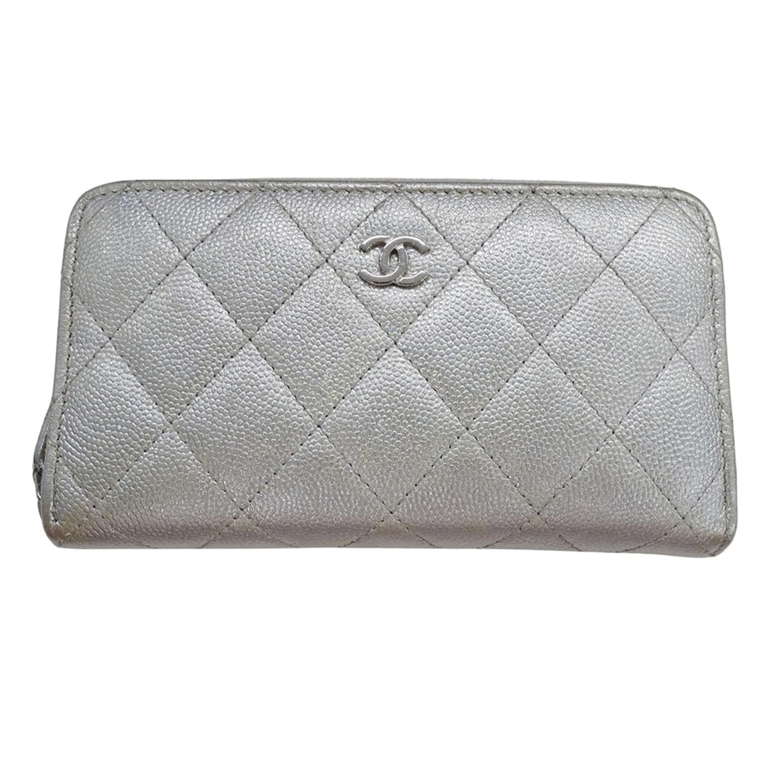 CHANEL WOMEN'S WALLET, MEDIUM CAVIARSKINLEATHER: Chanel Women's Wallet, Medium CaviarSkinLeather Brand: Chanel Type/Style: Type Chain/Shoulder wallet Material: Grained Calfskin Color: Silver Size: (HxWxD) 9cm x 15.5cm x 2cm / 3.54'' x 6.1'' x
