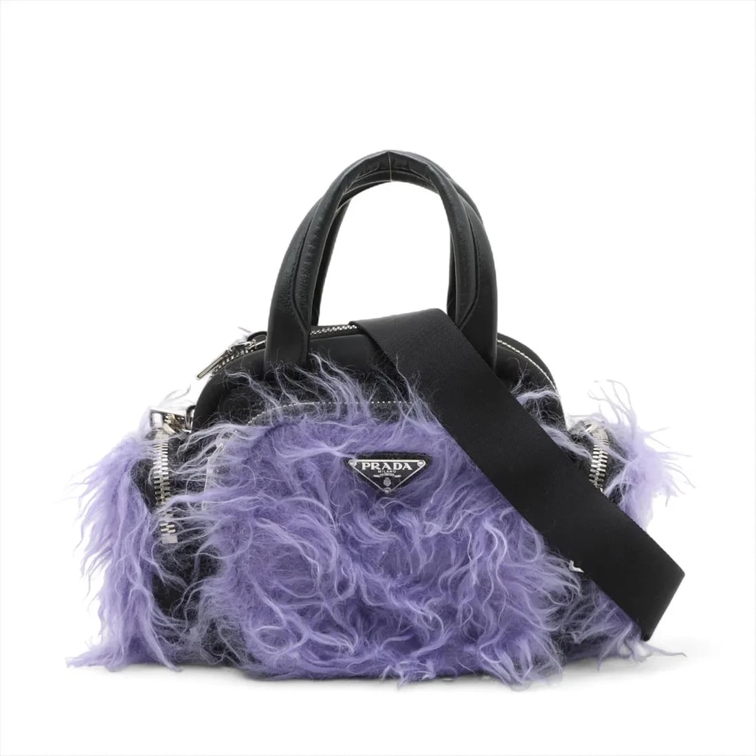 PRADA TESSUTO NYLON X FUR 2 WAY HANDBAG: Prada Tessuto nylon x fur 2 Way Handbag Brand: Prada Type/Style: Hand bag Material: Nylon x fur Color: Black x purple Size: Height:6.9inch Length:7.1inch Depth:4.1inch Handle height:4.1inch Access