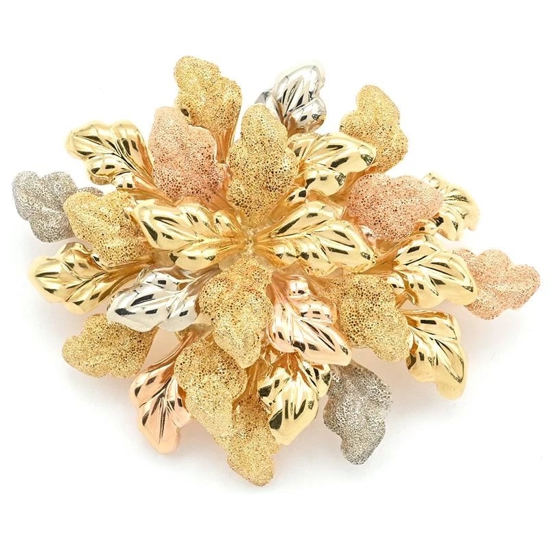 TRES BELLE PLANT DESIGN BROOCH 18K (1 of 3)