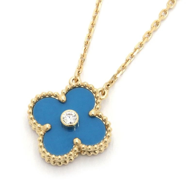 VAN CLEEF & ARPELS ALHAMBRA PENDANT: Van Cleef & Arpels Alhambra Pendant Brand: Van Cleef & Arpels Type/Style: Pendant Material: K18YG Color: YG Size: Size Effective length 37cm/41cm Motif 14.5mm x 14.5mm Chain width 1.2mm Accessorie