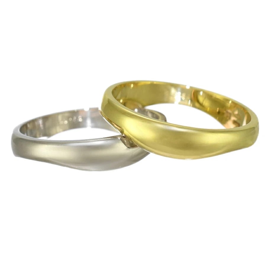 CARTIER LOVE ME RING DOUBLE BAND 18K YELLOW GOLD: CARTIER LOVE ME RING DOUBLE BAND 18K YELLOW GOLD Brand: Cartier Type/Style: Ring Material: K18YG/K18WG Color: YG WG Size: US8.25 Accessories: None Accessories Notice: When purchasing pre-o