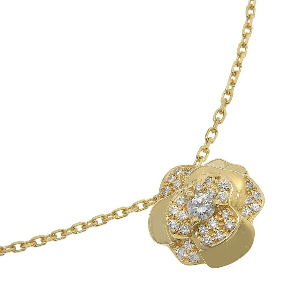 CHANEL CAMELIA DIAMOND NECKLACE AU750 18K YELLOW GOLD: CHANEL CAMELIA DIAMOND NECKLACE AU750 18K YELLOW GOLD Brand: Chanel Type/Style: NECKLACE Material: 18K YELLOW GOLD Color: Yellow Gold Size: Chain size: 38.5cm Top: W13mm x H13mm Accessories: None