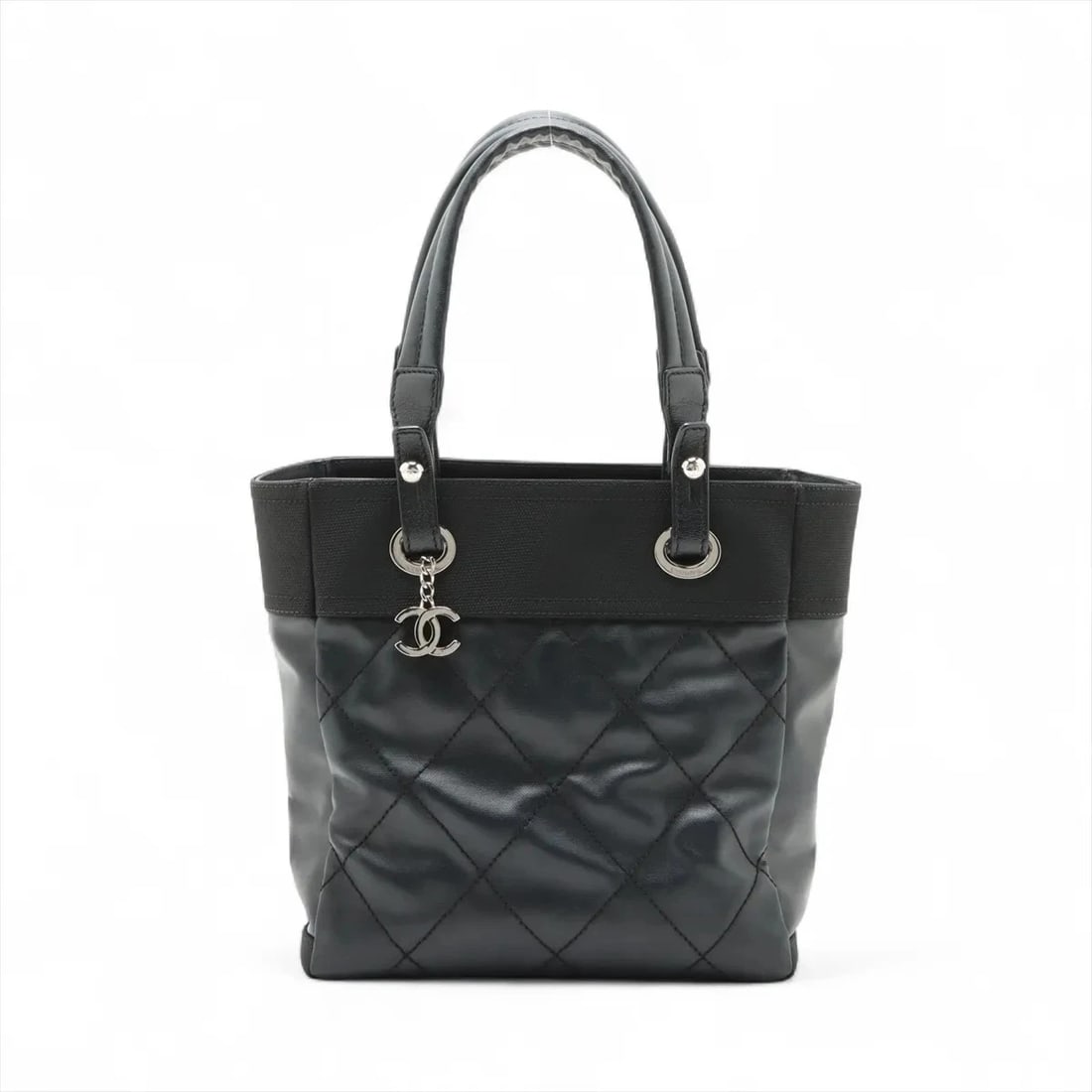 CHANEL PARIS BIARRITZ PM COATING CANVAS TOTE BAG TOTE BAG: Chanel Paris Biarritz PM Coating canvas Tote bag Tote bag Brand: Chanel Type/Style: Tote bag Material: Coating canvas Color: Black Size: Height:10.4inch Length:9.8inch Depth:4.1inch Handle height:7.5i