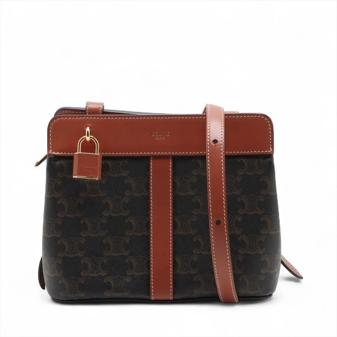CELINE TRIOMPHE TEEN CABADOU FRANCE PVC & LEATHER SHOULDER BAG SHOULDER BAG: Celine Triomphe Teen cabadou france PVC & leather Shoulder bag Shoulder bag Brand: Celine Type/Style: Shoulder bag Material: PVC & leather Color: Brown Size: Height:6.3inch Length:7.5inch Depth:4.3inc