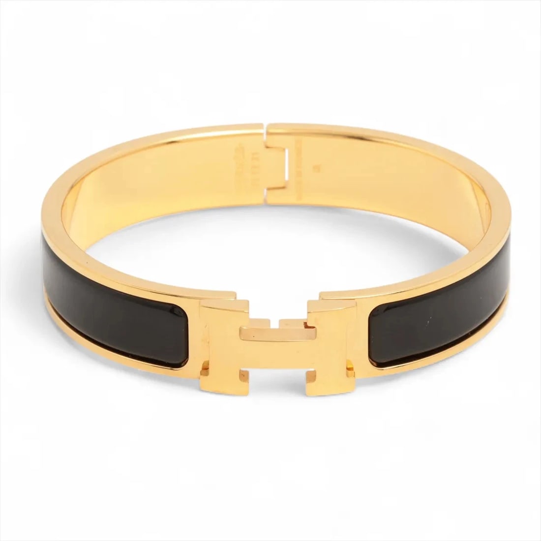 HERMES H BANGLE CLIC CLAC BRACELET GP×ENAMEL: Hermes H Bangle Clic Clac Bracelet GP×Enamel Brand: Hermès Type/Style: Bracelet Material: GP×Enamel Color: Black×Gold Size: (CM) Bracelet length:15 (Inch) Bracelet Length:5.9inch Accessories: