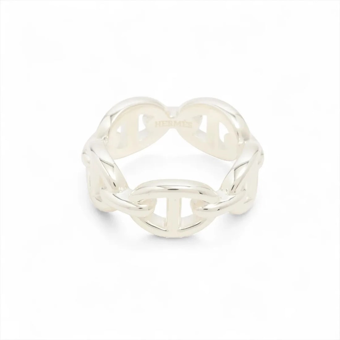HERMES CHAINE D'ANCRE ENCHAINEE RING: Hermes Chaine d'Ancre Enchainee Ring Brand: Hermès Type/Style: Ring Material: 925 Color: Silver Size: 4.5 US Accessories: None Accessories Notice: When purchasing pre-owned goods, please refer to