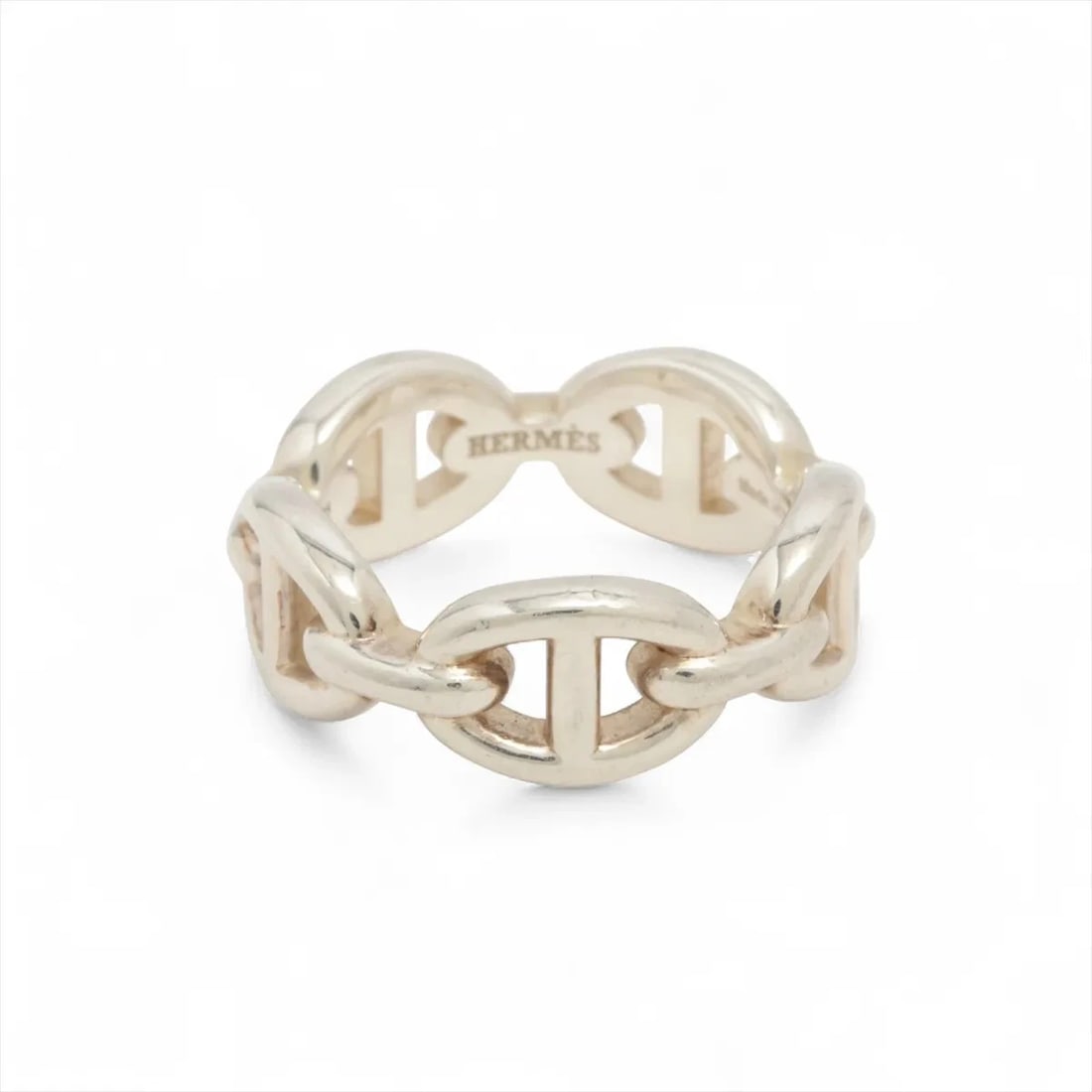 HERMES CHAINE D'ANCRE ENCHAINEE RING: Hermes Chaine d'Ancre Enchainee Ring Brand: Hermès Type/Style: Ring Material: 925 Color: Silver Size: 4.75 - 5 US Accessories: None Accessories Notice: When purchasing pre-owned goods, please refer