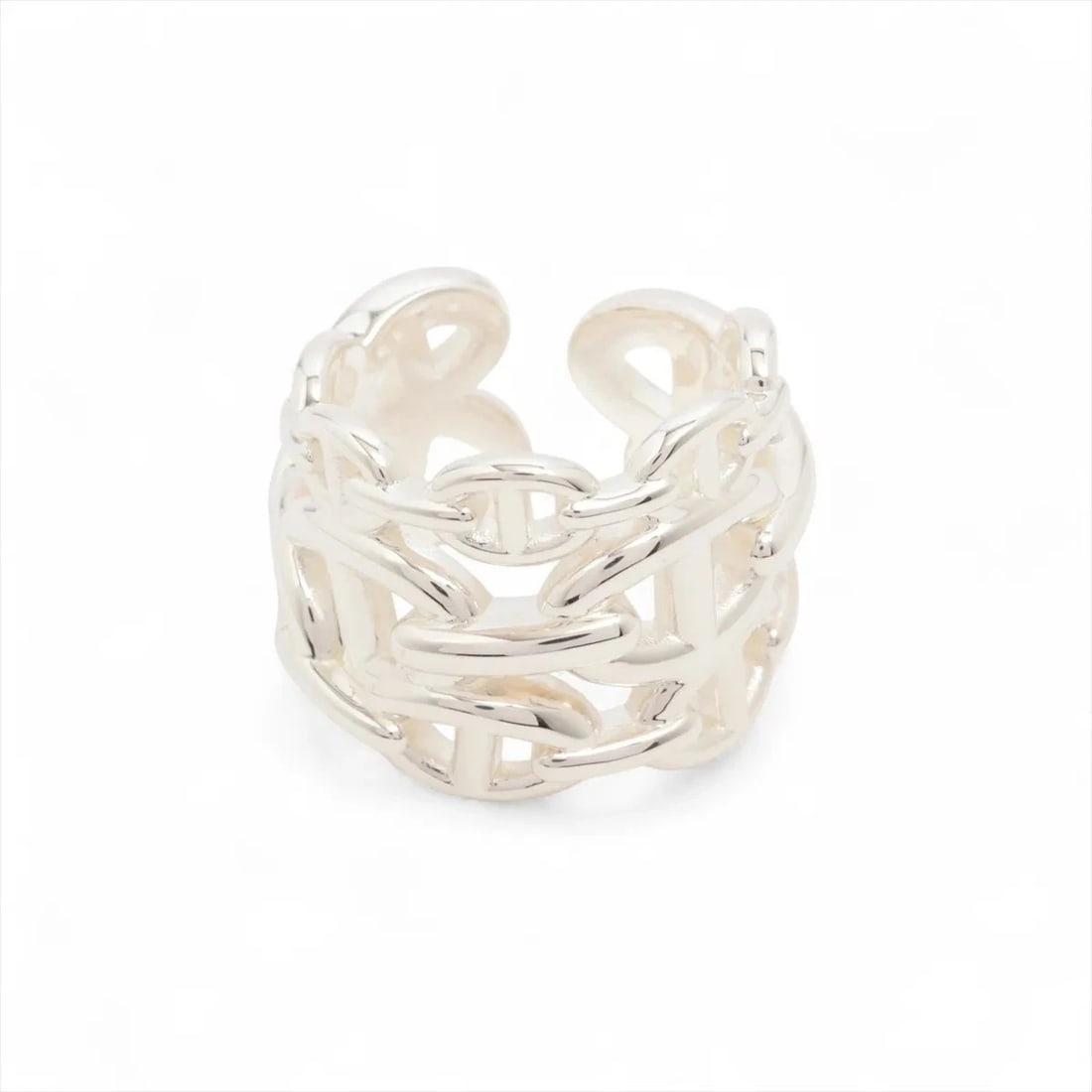 HERMES CHAINE D'ANCRE ENCHAINEE GM RING: Hermes Chaine d'Ancre Enchainee GM Ring Brand: Hermès Type/Style: Ring Material: 925 Color: Silver Size: 7.25 US Accessories: None Accessories Notice: When purchasing pre-owned goods, please refer