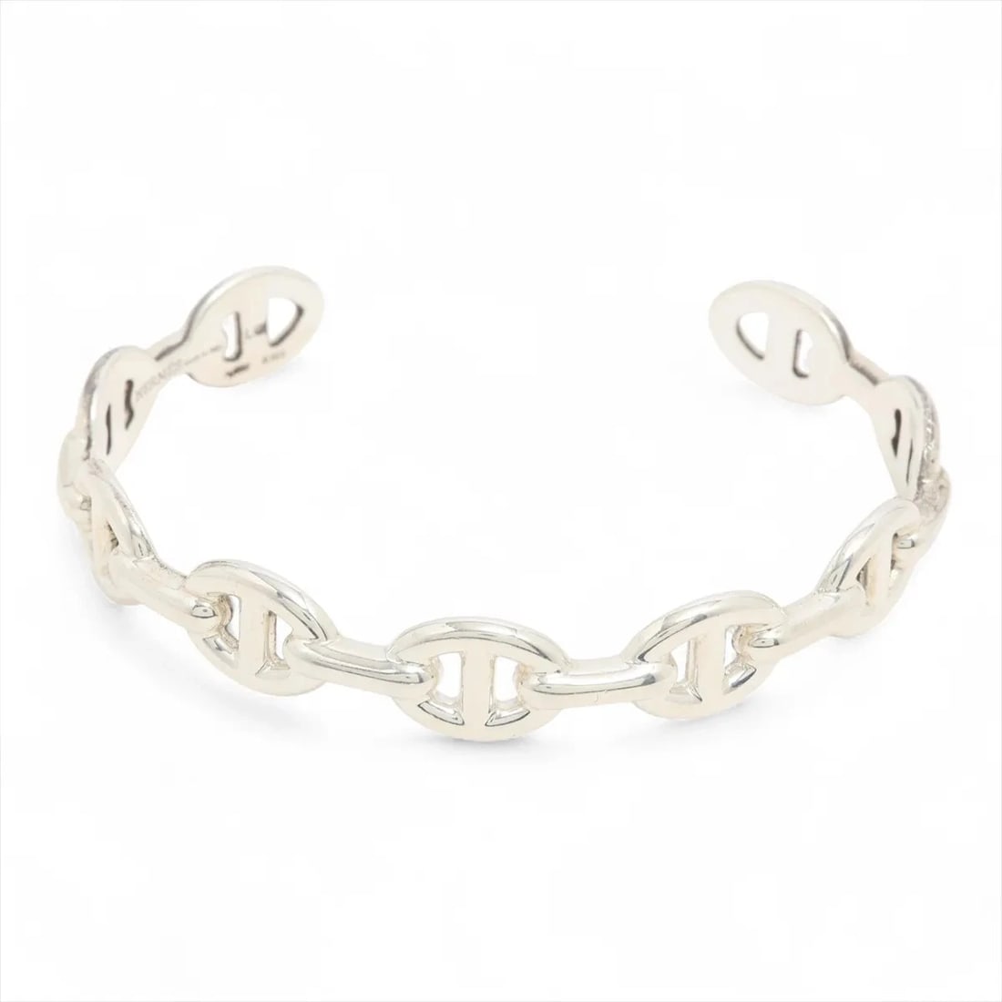 HERMES CHAINE D'ANCRE ENCHAINEE BANGLE: Hermes Chaine d'Ancre Enchainee Bangle Brand: Hermès Type/Style: Bracelet Material: 925 Color: Silver Size: (CM) Bracelet length:16 (Inch) Bracelet Length:6.3inch Accessories: None Accessories