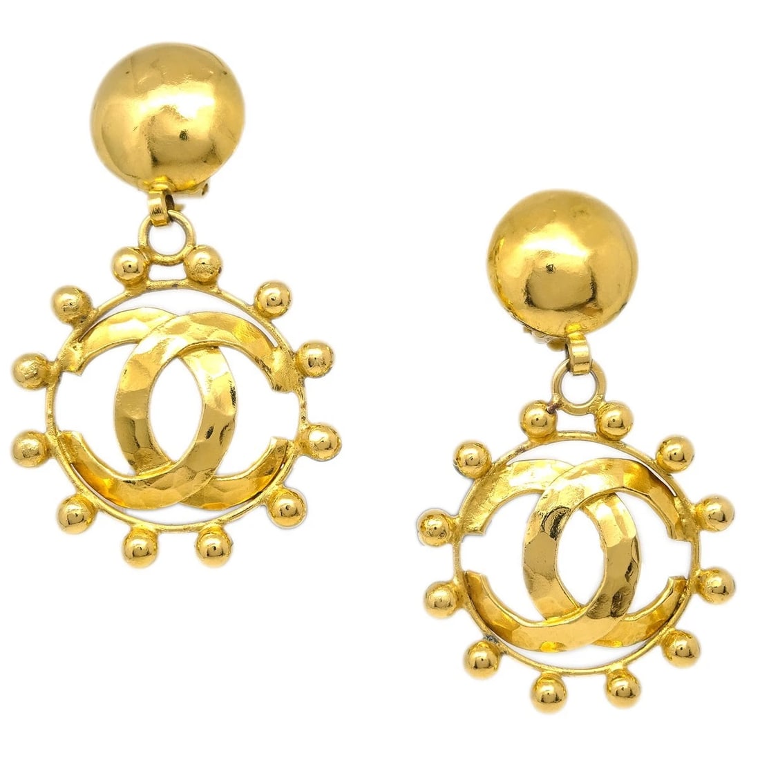 CHANEL GOLD DANGLE EARRINGS: Chanel Gold Dangle Earrings Brand: CHANEL Type/Style: Earrings Material: Gold-plated Color: Gold Size: W 4.0 x H 7.0 cm Accessories: None Accessories Notice: When purchasing pre-owned goods, please