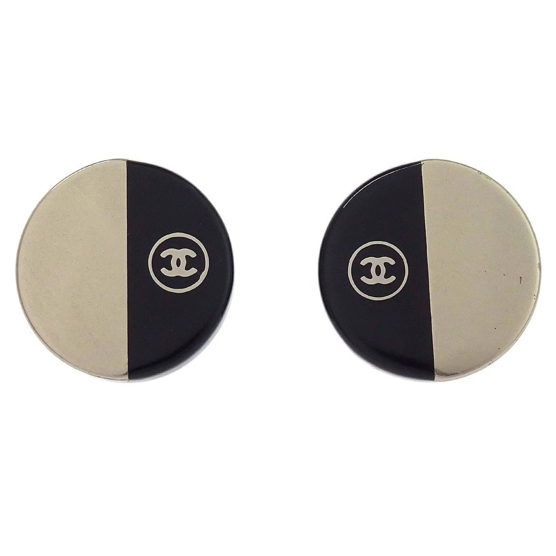 CHANEL EARRINGS SILVER BLACK: Chanel Earrings Silver Black Brand: CHANEL Type/Style: Earrings Material: Silver Plated Acrylic Color: Silver, Black Size: Diameter : 1.9 cm Accessories: None Accessories Notice: When purc