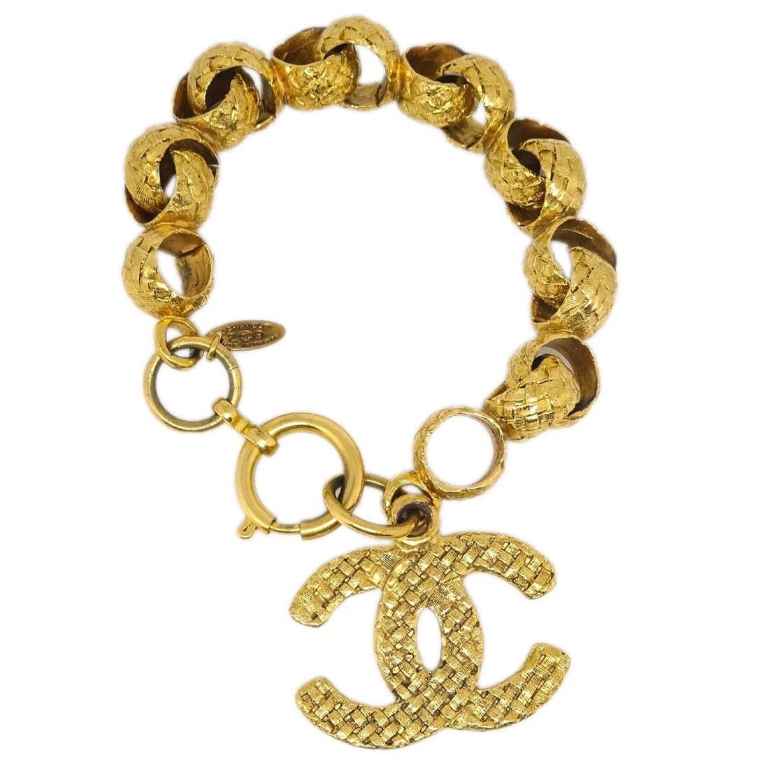CHANEL BRACELET GOLD: Chanel Bracelet Gold Brand: Chanel Type/Style: Bracelet Material: Gold Plated Color: Gold Size: Inner circumference : 19.0 cm Charm : W 3.7 x H 2.8 cm Accessories: None Accessories Notice: