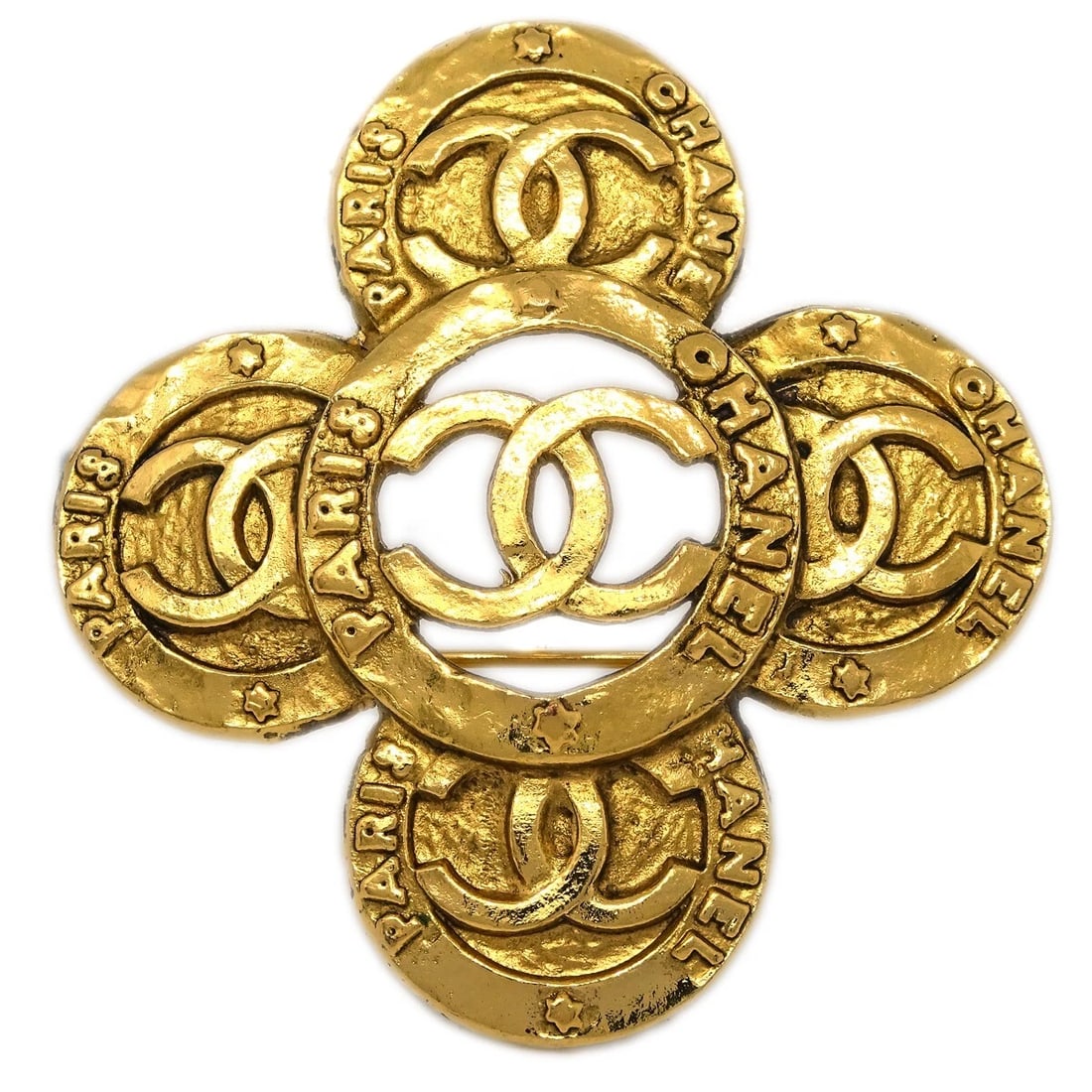 CHANEL MOTIF BROOCH PIN GOLD: Chanel Motif Brooch Pin Gold Brand: CHANEL Type/Style: Brooch Material: Gold-plated Color: Gold Size: W 4.8 x H 4.8 cm Accessories: None Accessories Notice: When purchasing pre-owned goods, please