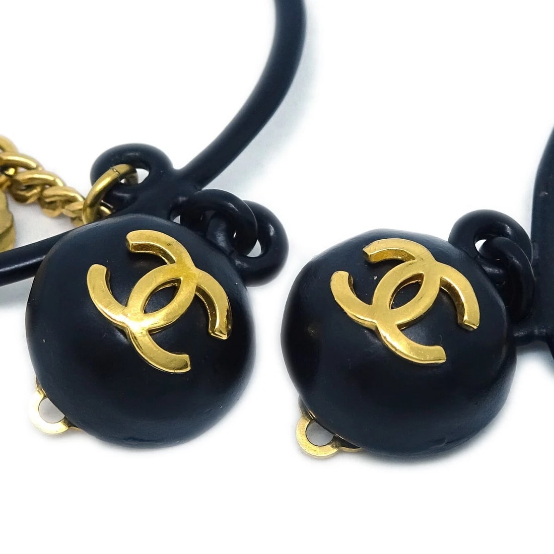 CHANEL BLACK EARRINGS - 2