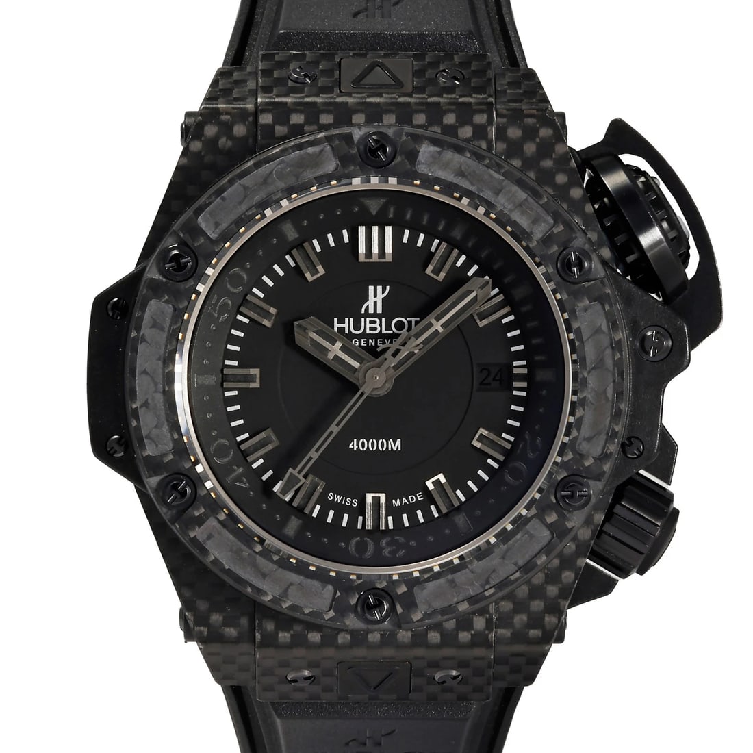HUBLOT KING POWER BLACK DIAL WATCH: HUBLOT King power black Dial Watch Brand: HUBLOT Type: Wristwatch Material: carbon rubber rubber Color: Dial color black Size: Bracelet size: 20.0cm Case size: 48.0mm Accessories: None Acc