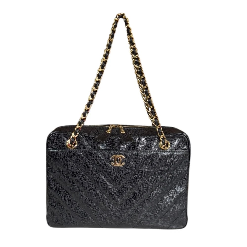 CHANEL SHOULDER BAG CAVIARSKIN CHAIN: CHANEL Shoulder Bag Caviarskin Chain Brand: CHANEL Type/Style: Shoulder Bag Material: Exterior Material Caviarskin Color: Exterior Color black Size: W10.8 x H7.5 x D3.3inch Accessories: None
